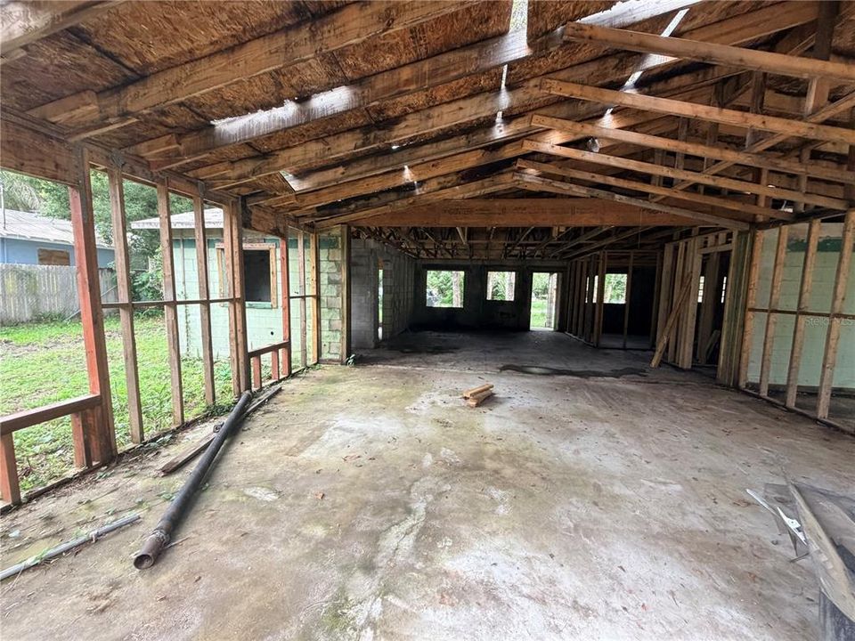 En Venta: $120,000 (3 camas, 3 baños, 1977 Pies cuadrados)