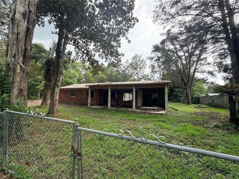 En Venta: $120,000 (3 camas, 3 baños, 1977 Pies cuadrados)