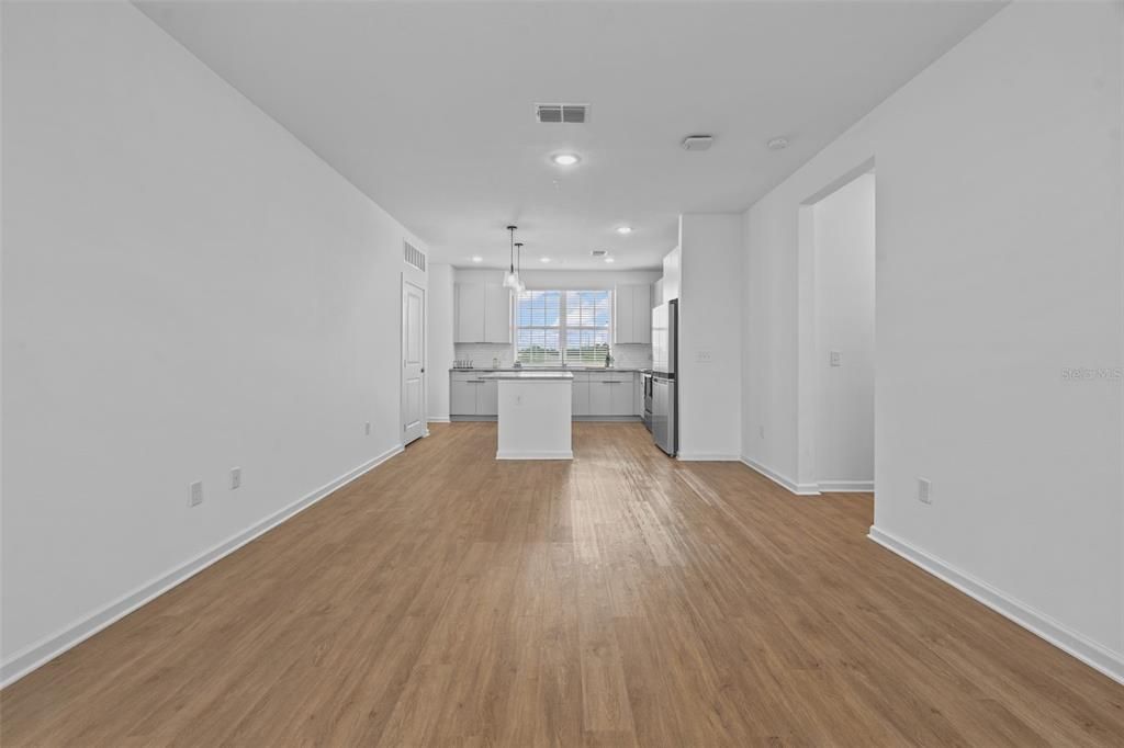 В аренду: $2,650 (2 спален, 2 ванн, 1284 Квадратных фут)