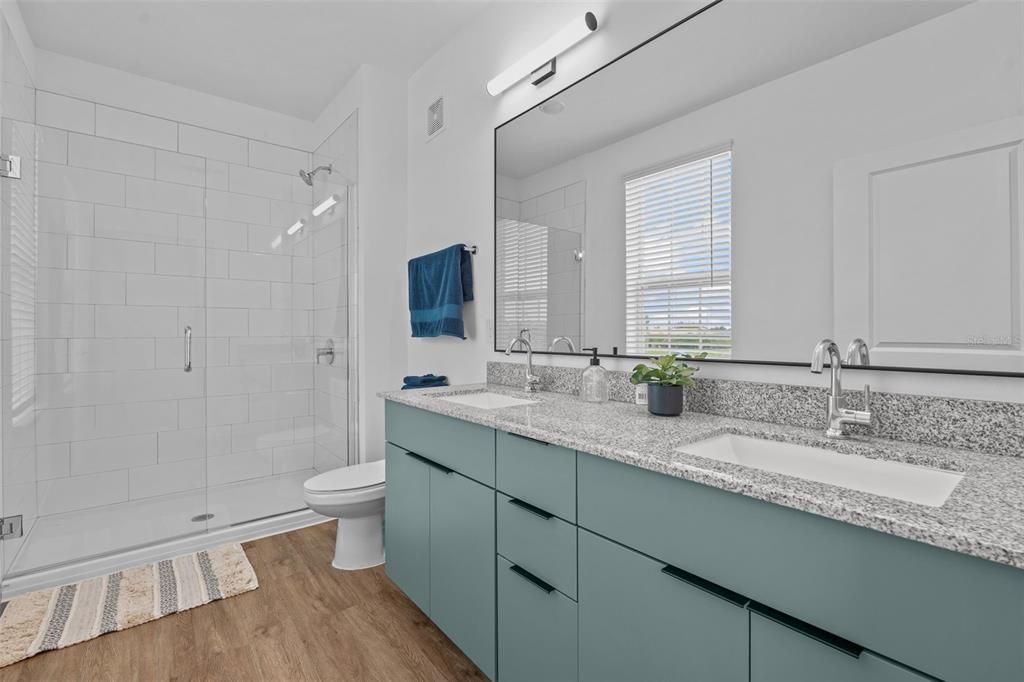 В аренду: $2,650 (2 спален, 2 ванн, 1284 Квадратных фут)