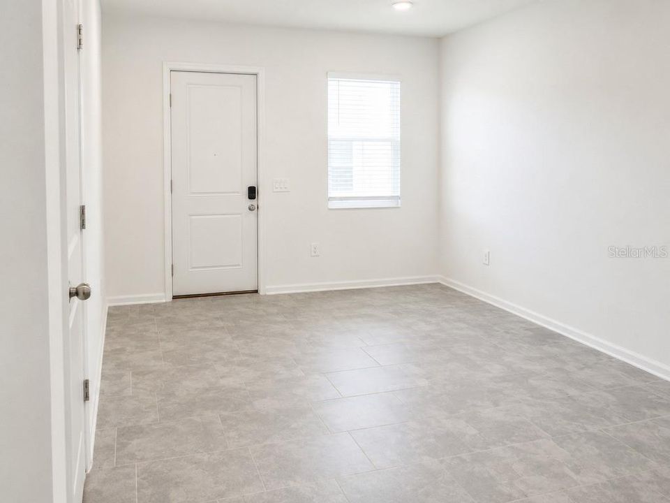 En Venta: $369,000 (3 camas, 2 baños, 1793 Pies cuadrados)