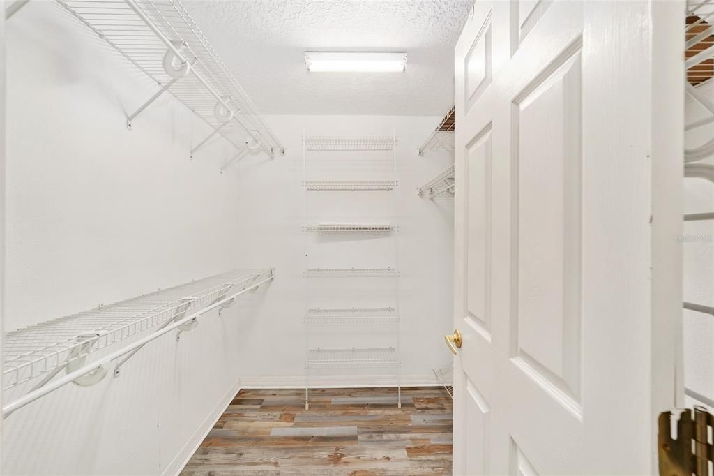На продажу: $425,000 (3 спален, 2 ванн, 2116 Квадратных фут)
