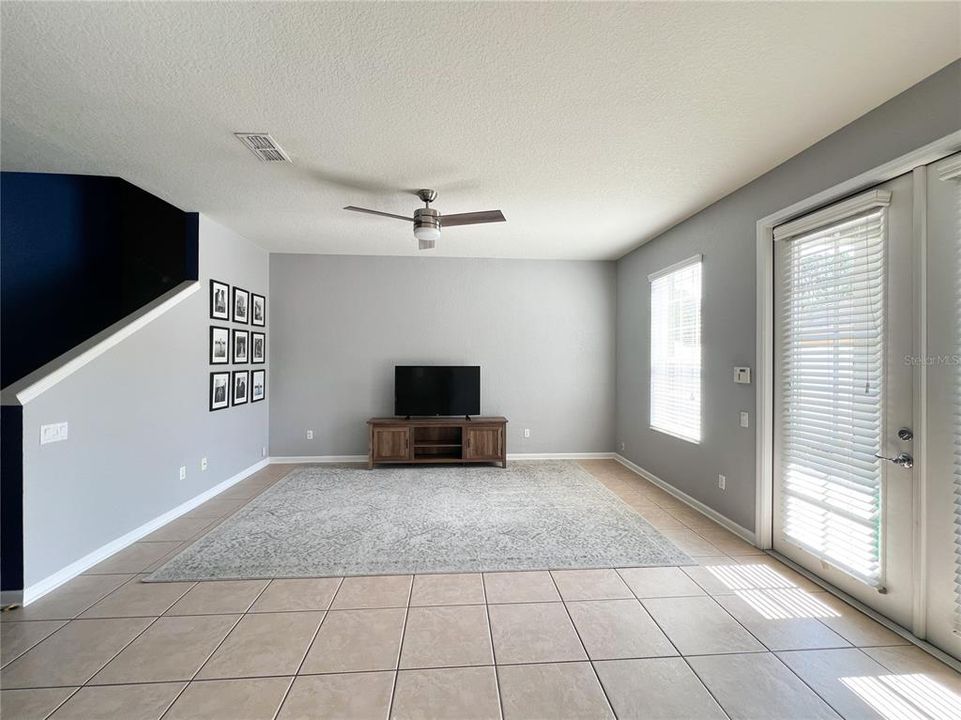 For Rent: $2,700 (3 beds, 2 baths, 1644 Square Feet)
