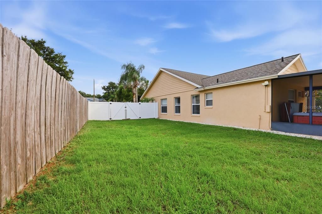 Activo con contrato: $539,000 (4 camas, 2 baños, 1944 Pies cuadrados)