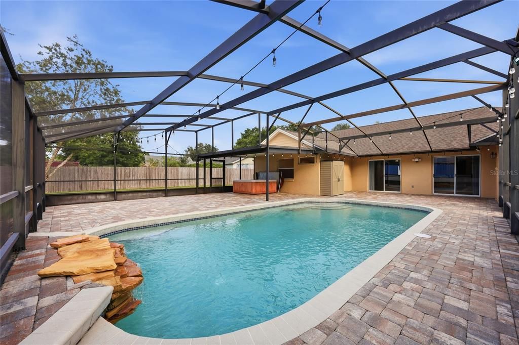 Activo con contrato: $539,000 (4 camas, 2 baños, 1944 Pies cuadrados)
