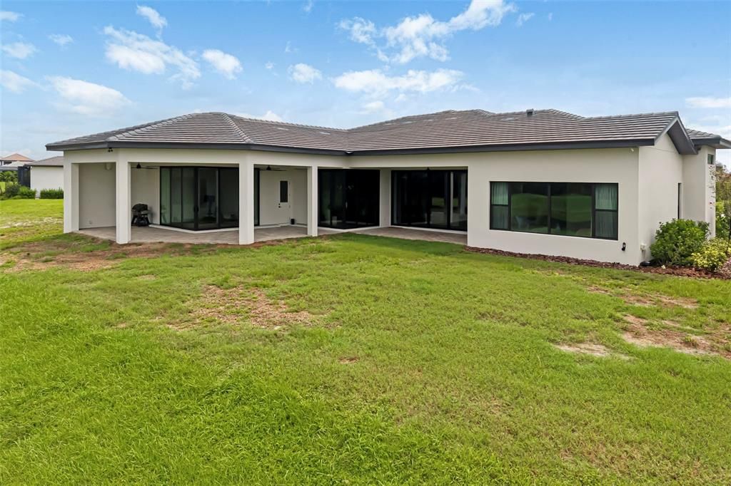 En Venta: $2,100,000 (3 camas, 4 baños, 3399 Pies cuadrados)