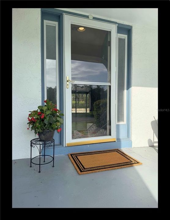 En Venta: $469,000 (5 camas, 2 baños, 2400 Pies cuadrados)