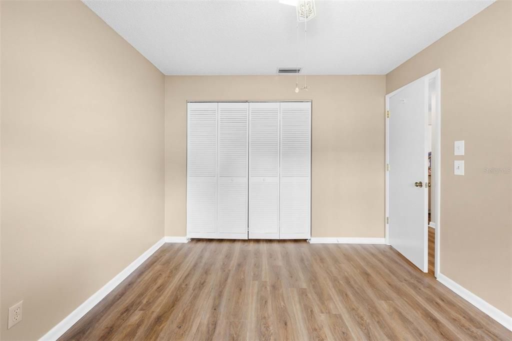 En Venta: $249,000 (3 camas, 2 baños, 1414 Pies cuadrados)