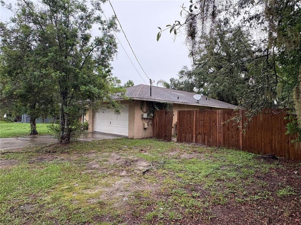 Activo con contrato: $189,900 (3 camas, 2 baños, 1316 Pies cuadrados)