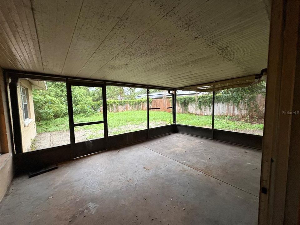 Activo con contrato: $189,900 (3 camas, 2 baños, 1316 Pies cuadrados)