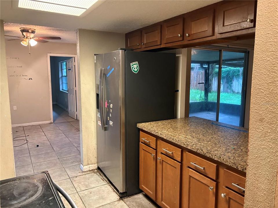 Activo con contrato: $189,900 (3 camas, 2 baños, 1316 Pies cuadrados)