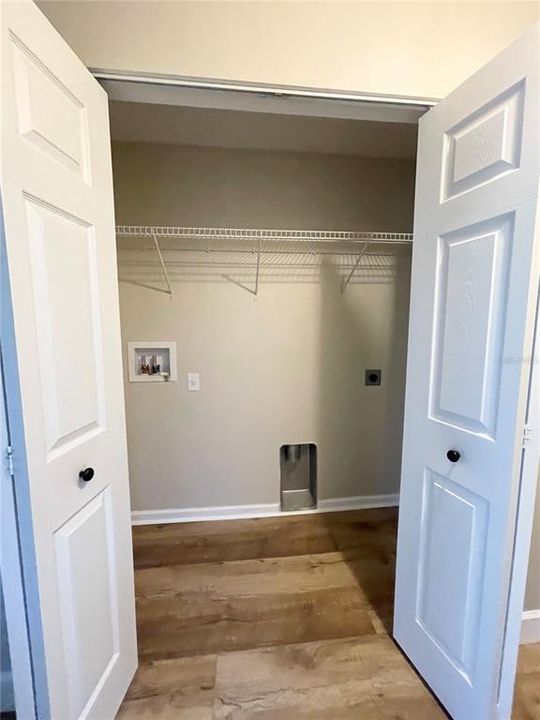В аренду: $2,200 (3 спален, 2 ванн, 1471 Квадратных фут)