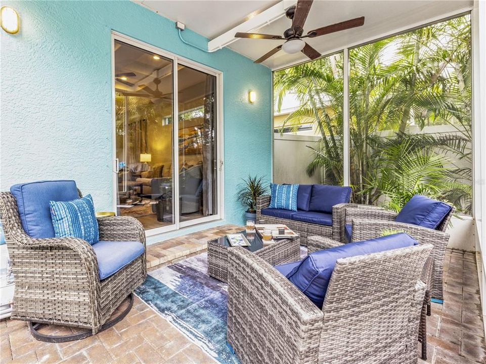 For Sale: $1,075,000 (6 beds, 4 baths, 2450 Square Feet)