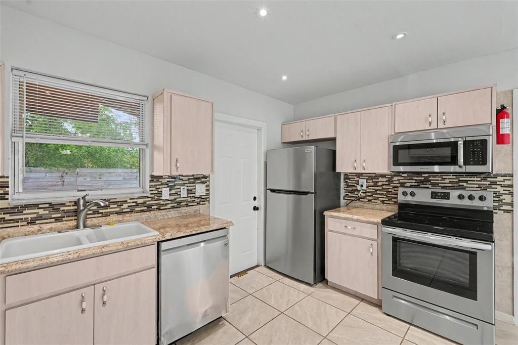 En Venta: $159,000 (2 camas, 1 baños, 660 Pies cuadrados)