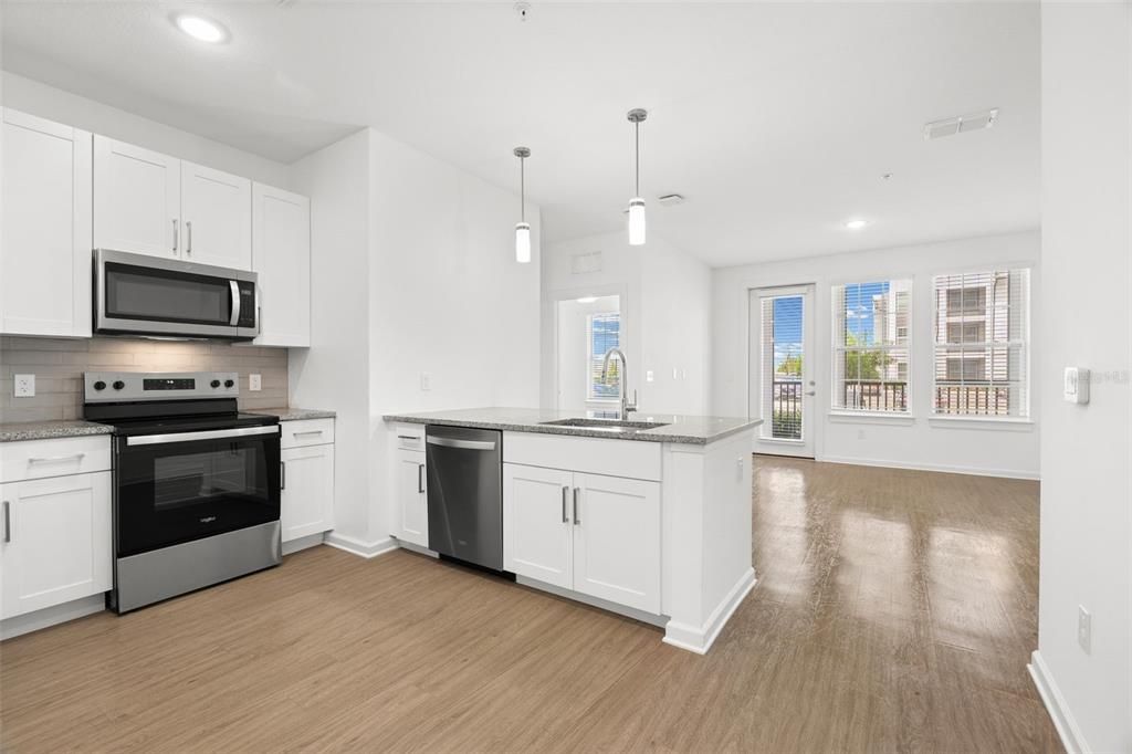 В аренду: $1,899 (1 спален, 1 ванн, 725 Квадратных фут)