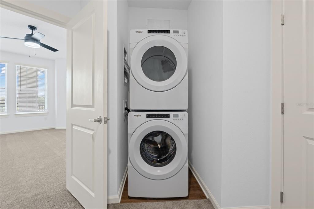 For Rent: $1,679 (1 beds, 1 baths, 803 Square Feet)