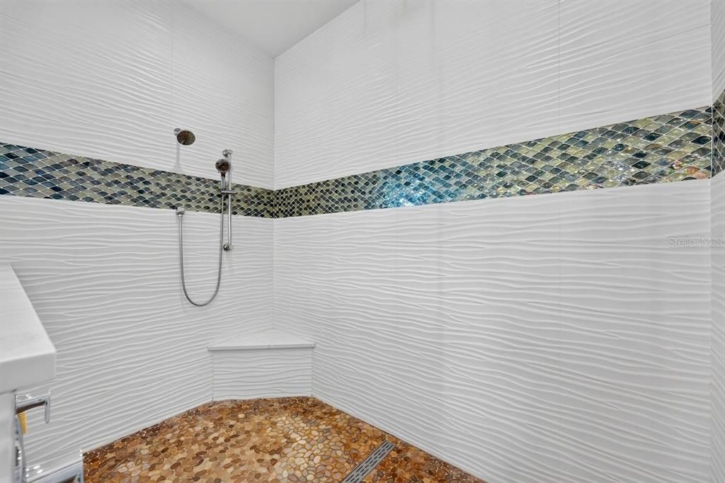 На продажу: $2,299,000 (4 спален, 3 ванн, 3485 Квадратных фут)