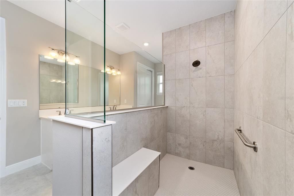 En Venta: $498,375 (2 camas, 2 baños, 2493 Pies cuadrados)