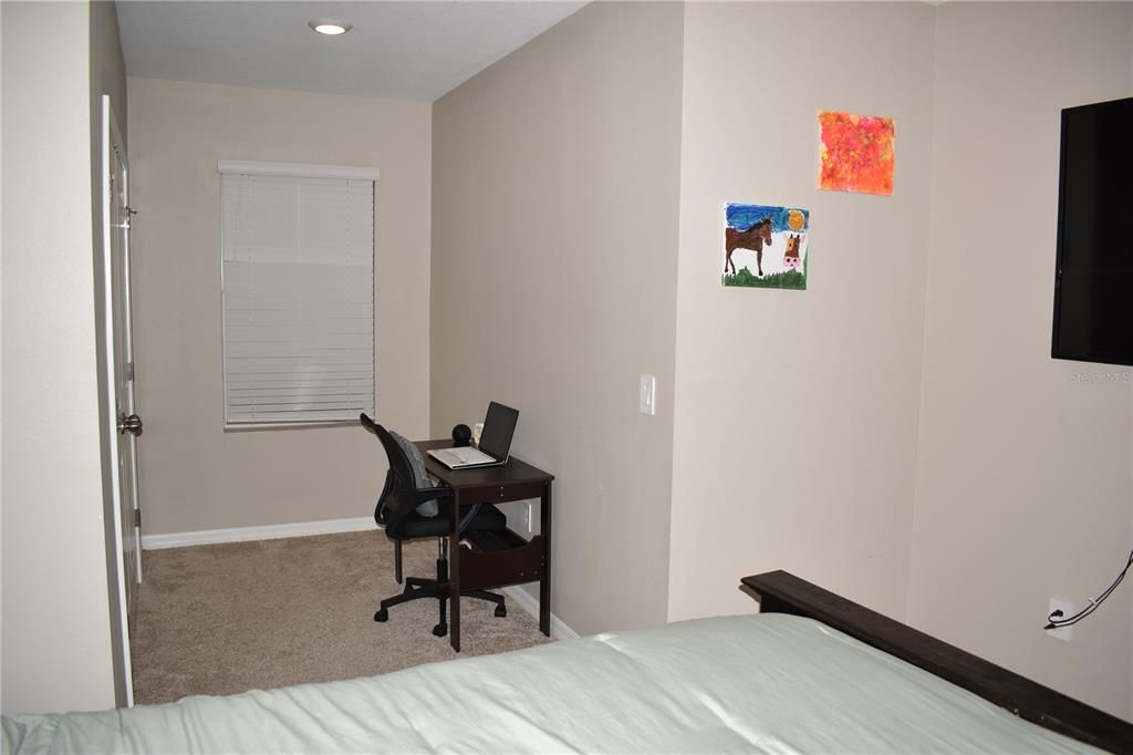 For Sale: $370,000 (3 beds, 2 baths, 1725 Square Feet)