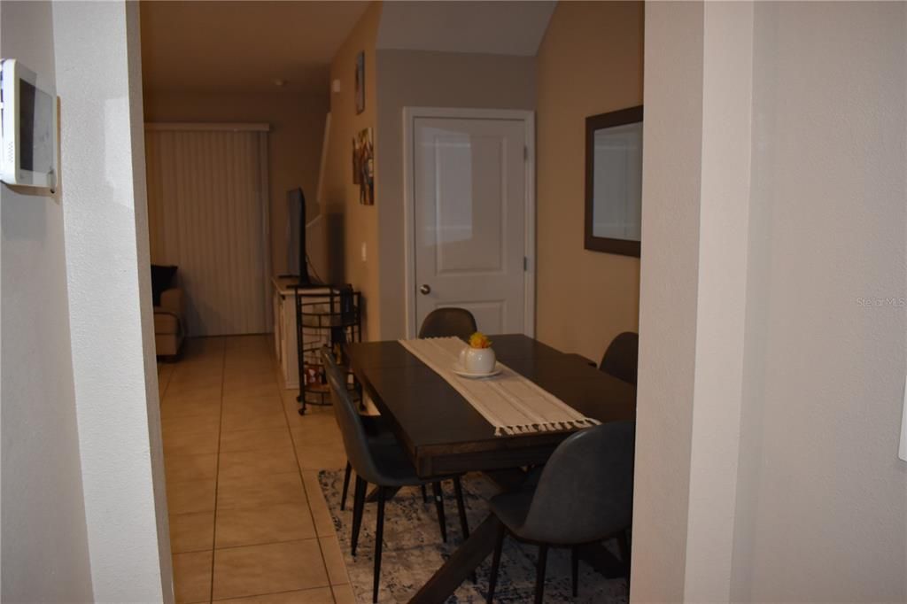 For Sale: $370,000 (3 beds, 2 baths, 1725 Square Feet)