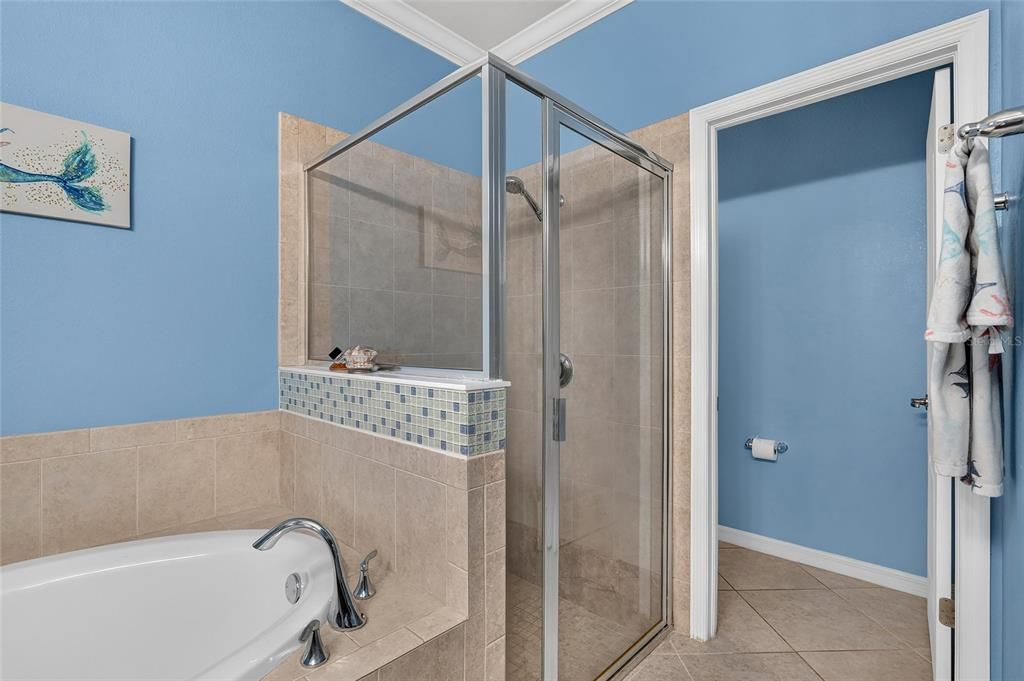 For Sale: $629,900 (3 beds, 2 baths, 1649 Square Feet)