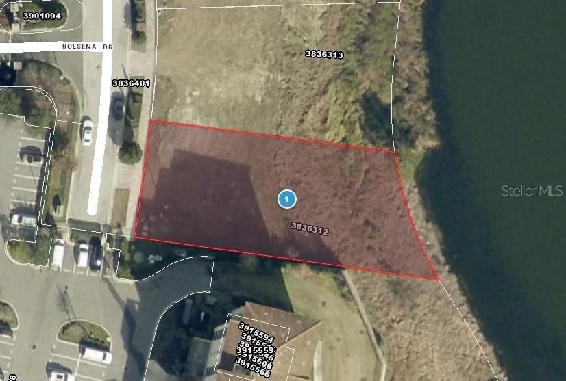 Vendido Recientemente: $800,000 (0.30 acres)