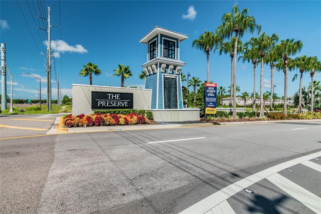En Venta: $514,900 (5 camas, 3 baños, 2447 Pies cuadrados)