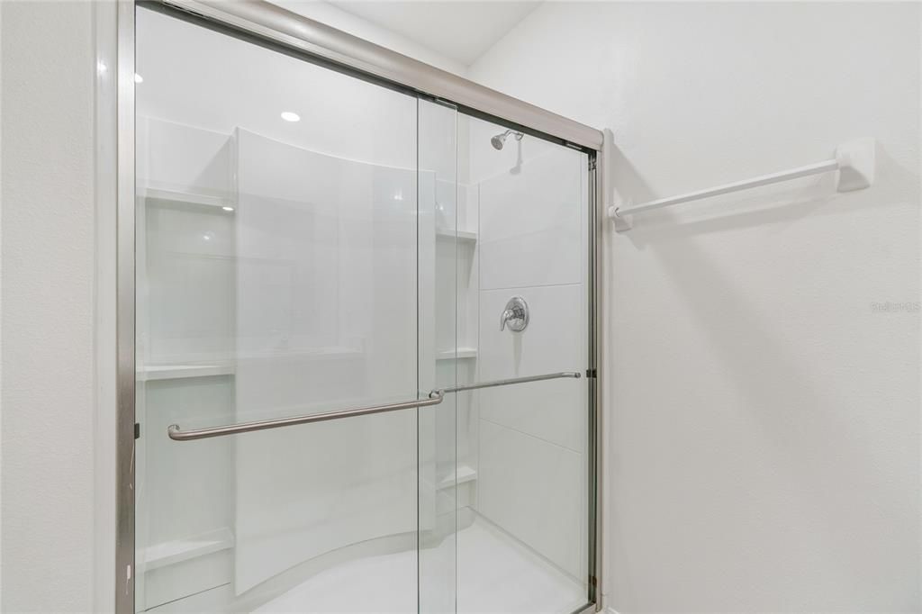 En Venta: $514,900 (5 camas, 3 baños, 2447 Pies cuadrados)