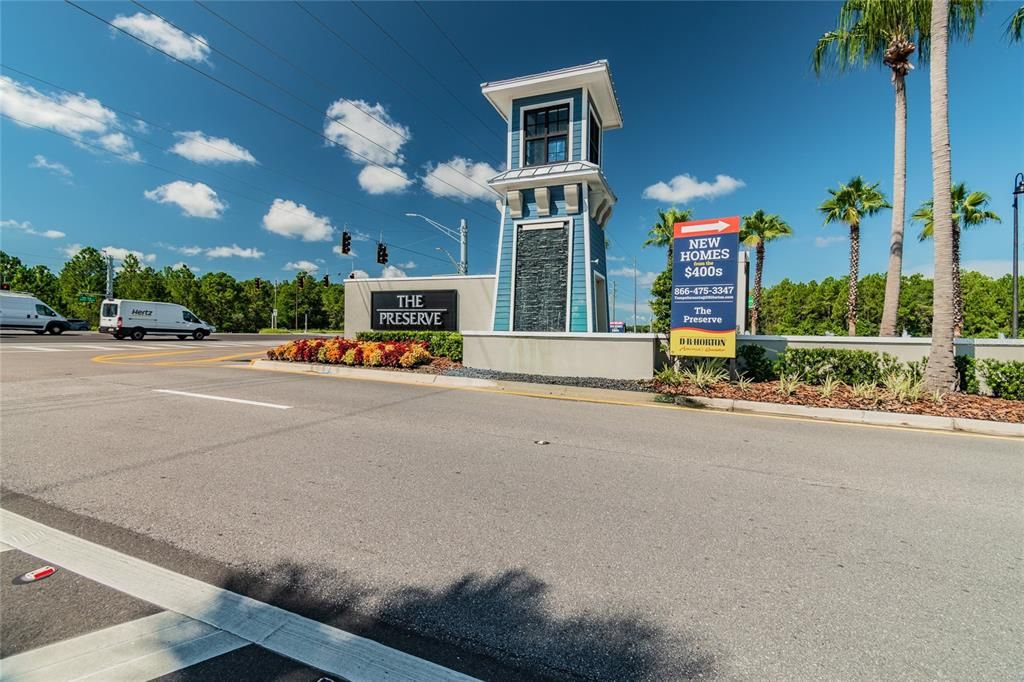 En Venta: $514,900 (5 camas, 3 baños, 2447 Pies cuadrados)