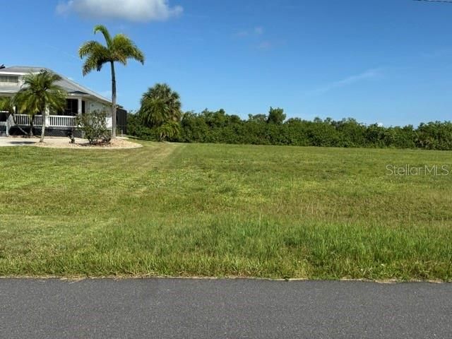En Venta: $60,000 (0.46 acres)