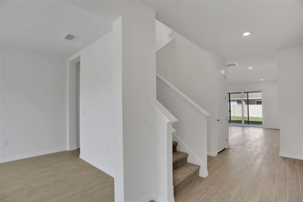En Venta: $646,349 (5 camas, 3 baños, 3574 Pies cuadrados)