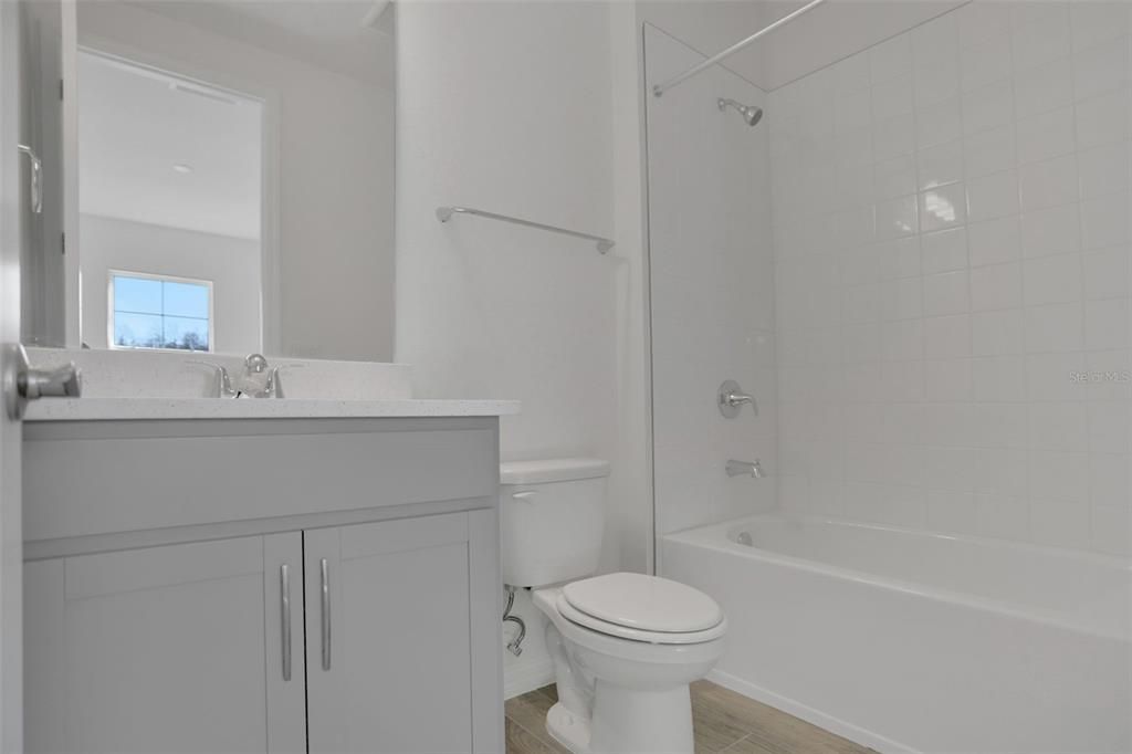 En Venta: $646,349 (5 camas, 3 baños, 3574 Pies cuadrados)