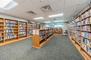 На продажу: $179,000 (2 спален, 2 ванн, 984 Квадратных фут)