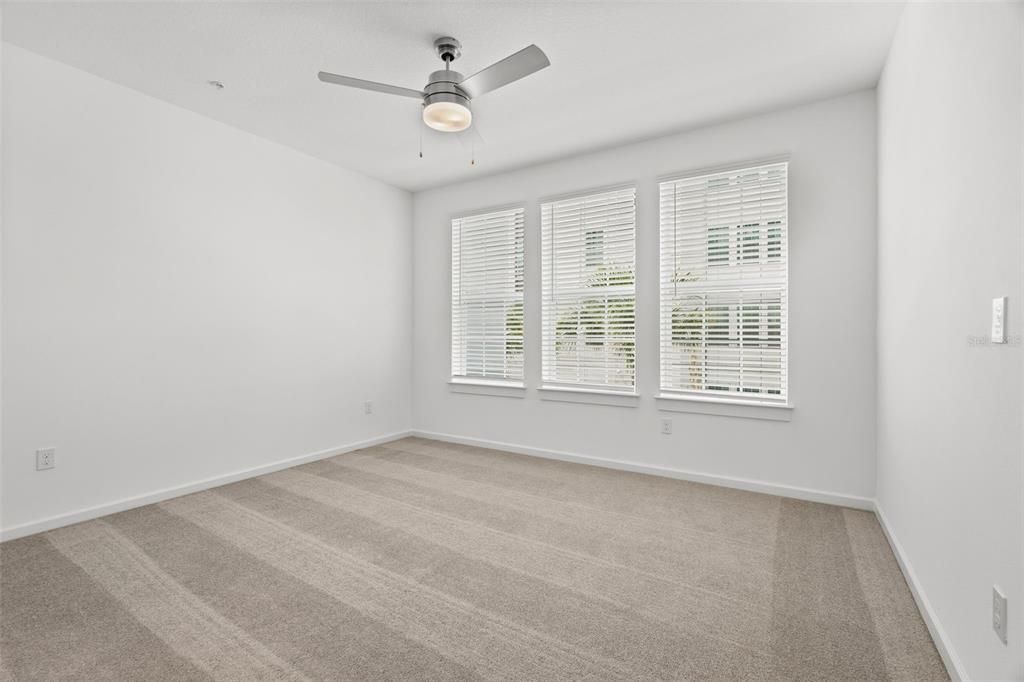 В аренду: $1,999 (2 спален, 2 ванн, 1219 Квадратных фут)