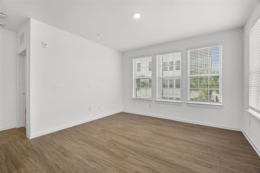 В аренду: $1,999 (2 спален, 2 ванн, 1219 Квадратных фут)