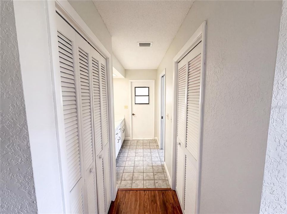 En Venta: $285,000 (3 camas, 2 baños, 1431 Pies cuadrados)