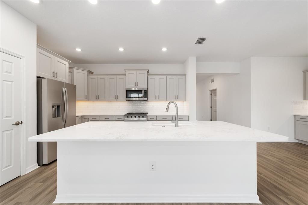 En Venta: $454,335 (3 camas, 2 baños, 1967 Pies cuadrados)
