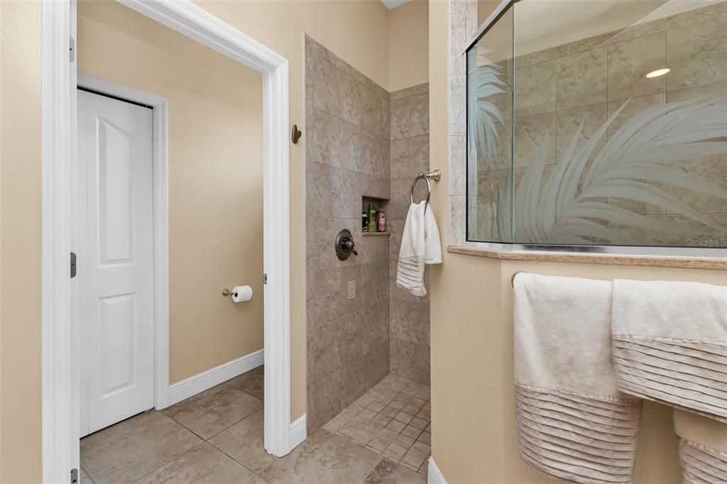 For Sale: $575,000 (3 beds, 2 baths, 2099 Square Feet)