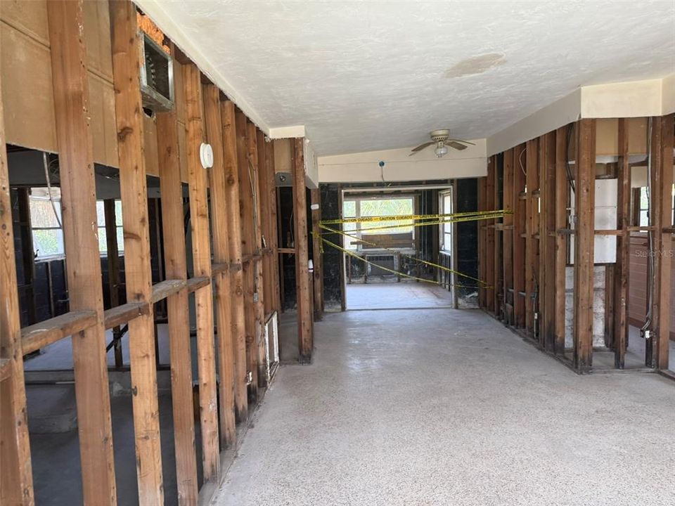 En Venta: $279,900 (2 camas, 1 baños, 1073 Pies cuadrados)