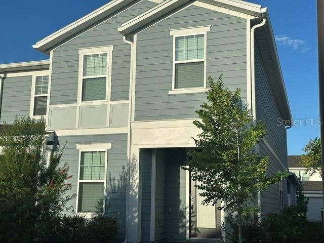 En Venta: $429,000 (4 camas, 3 baños, 1675 Pies cuadrados)