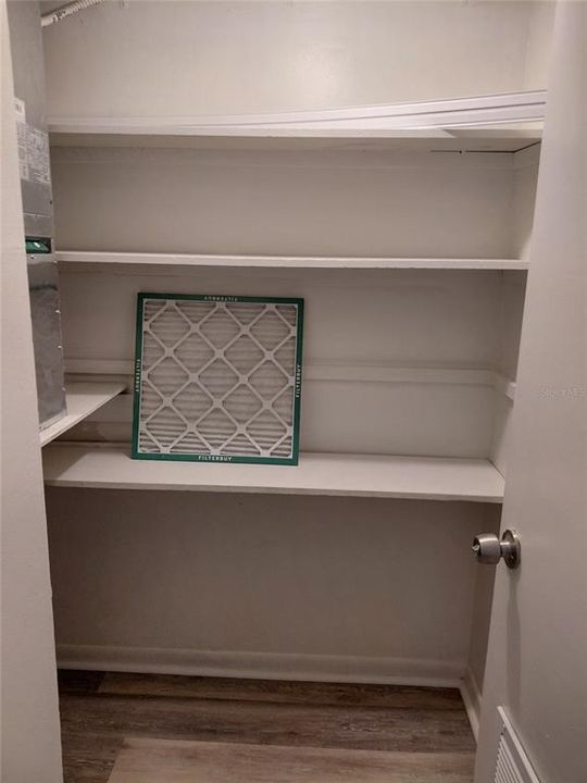 В аренду: $1,600 (2 спален, 1 ванн, 950 Квадратных фут)