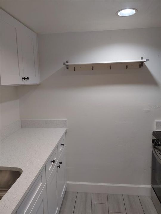 В аренду: $1,600 (2 спален, 1 ванн, 950 Квадратных фут)