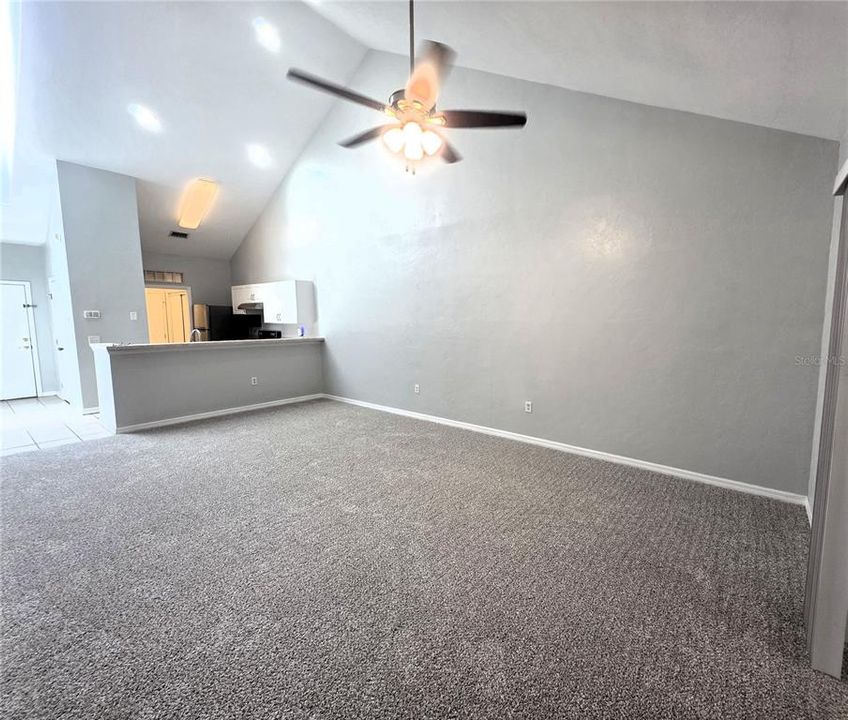 For Sale: $204,900 (2 beds, 2 baths, 1293 Square Feet)