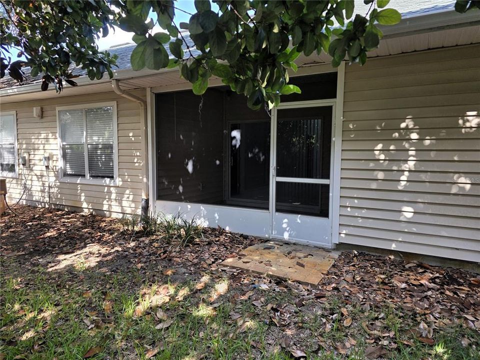 For Sale: $204,900 (2 beds, 2 baths, 1293 Square Feet)