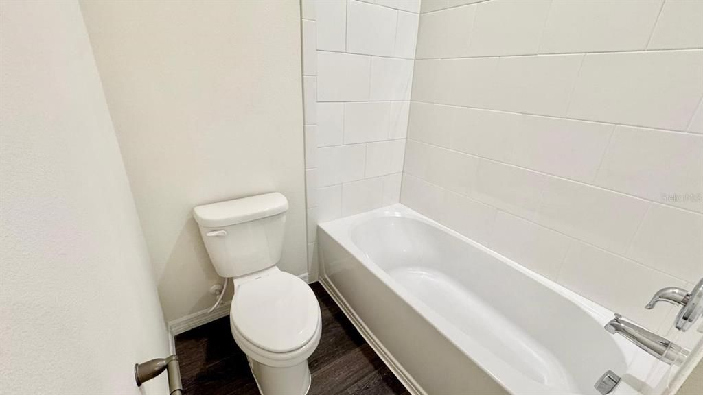 В аренду: $3,600 (4 спален, 3 ванн, 2474 Квадратных фут)