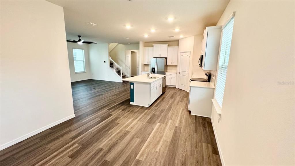 В аренду: $3,600 (4 спален, 3 ванн, 2474 Квадратных фут)