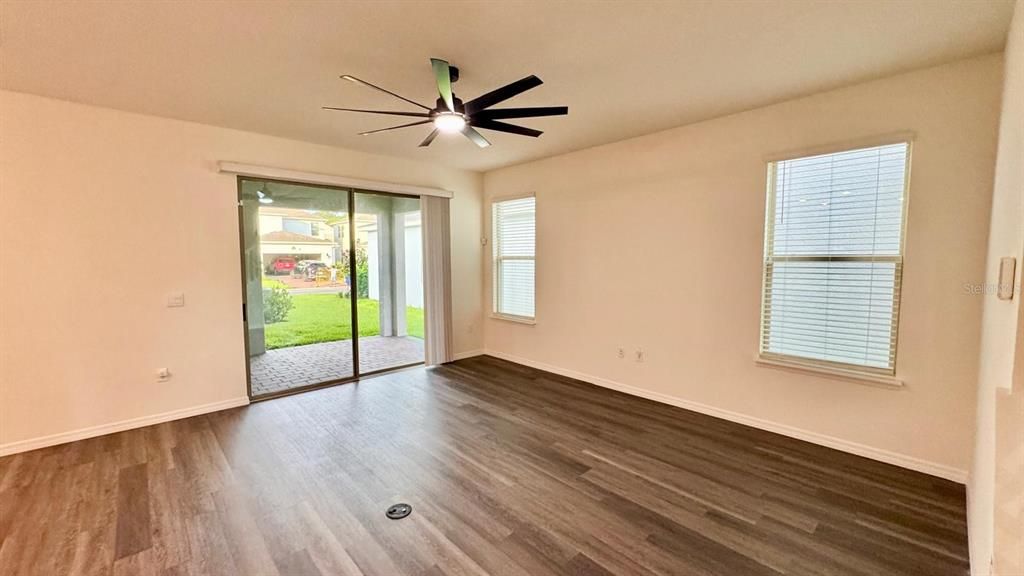 В аренду: $3,600 (4 спален, 3 ванн, 2474 Квадратных фут)