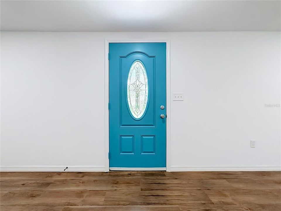 На продажу: $195,000 (4 спален, 3 ванн, 2416 Квадратных фут)