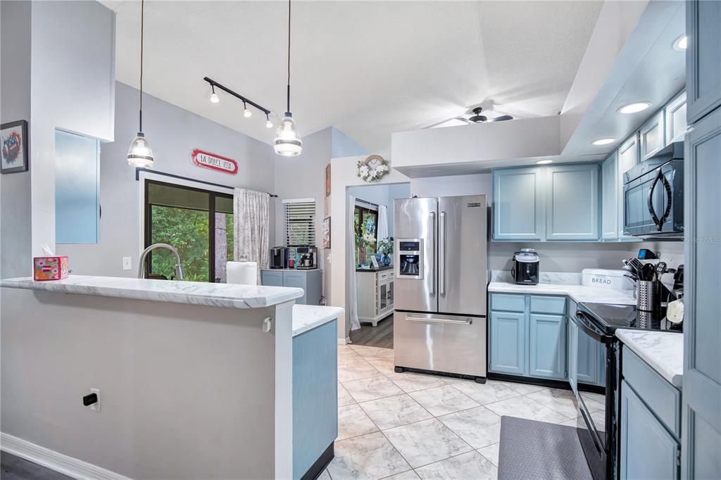 For Sale: $429,000 (3 beds, 2 baths, 1756 Square Feet)