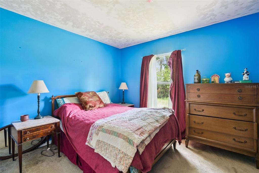 For Sale: $320,000 (3 beds, 2 baths, 1340 Square Feet)